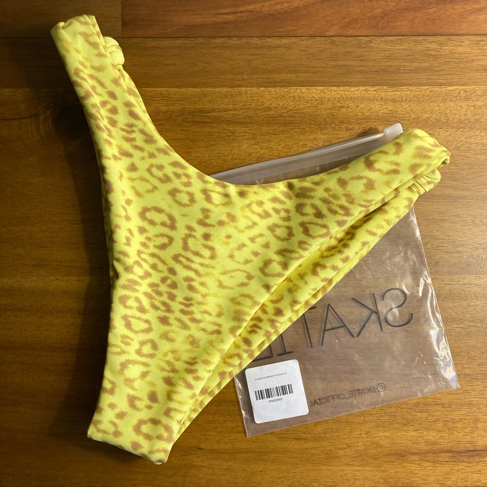 Skatie Suzanne Bikini Bottoms in Tulum